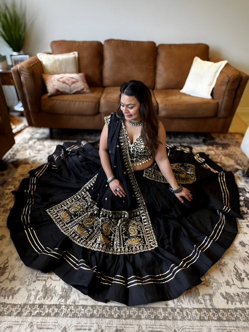 Black Mirror Chaniya Choli with Vintage Dupatta for Women | 18 Meter Gher