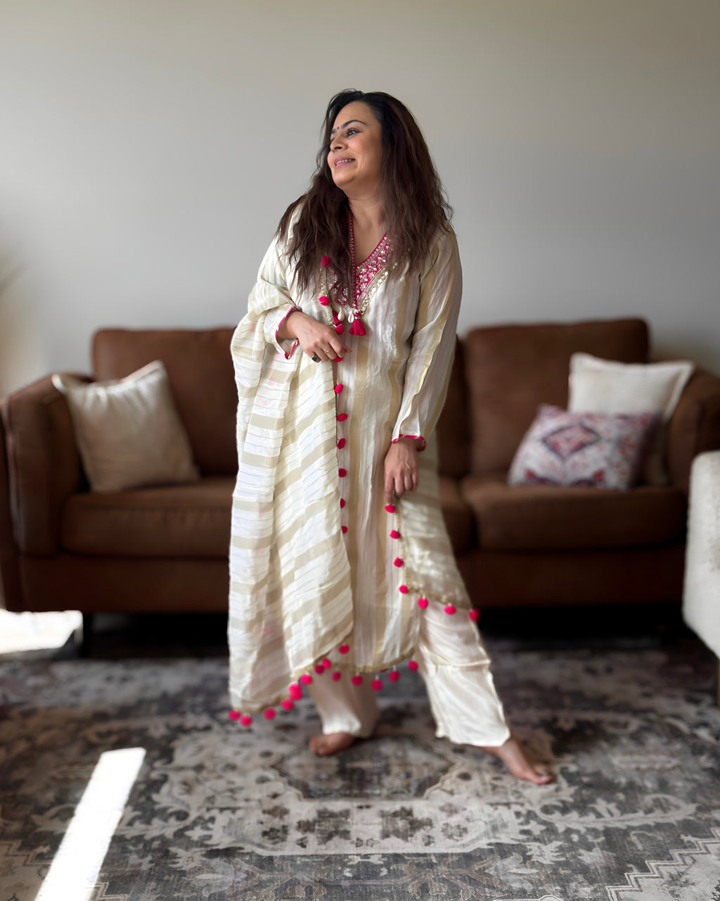 Ivory Pink Gota
